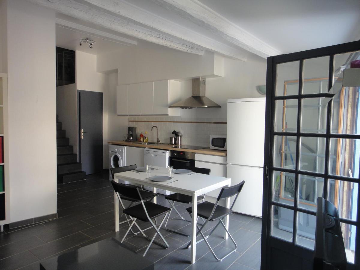Le Petit Balcon De Cassis Apartment Luaran gambar