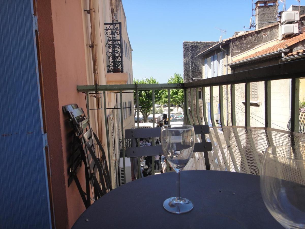 Le Petit Balcon De Cassis Apartment Luaran gambar